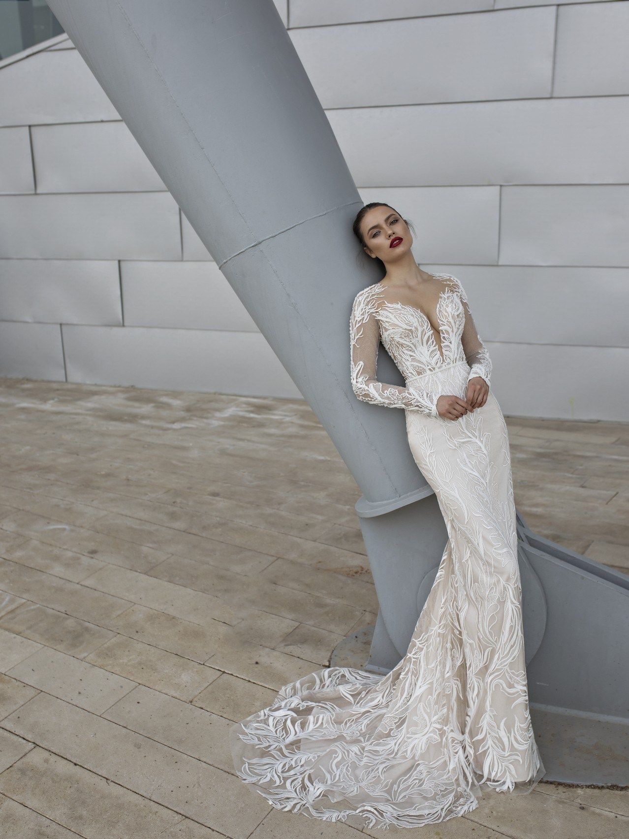 Long Sleeve Lace Sheath Wedding Dress