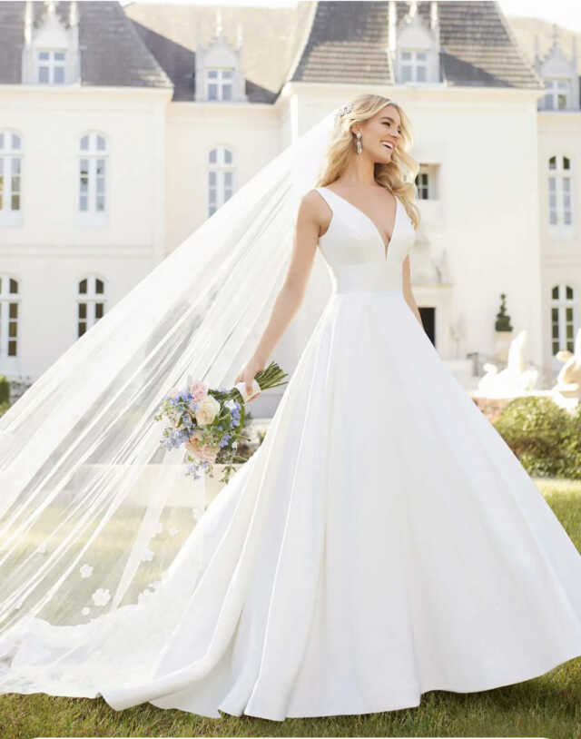 25 Stunning Wedding Dresses for Older Brides in 2021 (Plus Tips) | FBFW